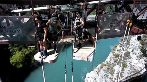 2014.12.14 Bungy-Ledge-Prepare-kawarau-Bridge-Queenstown  