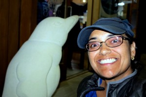 2014.12.15 SJ-and-Penguin-Statue-Oamaru-New-Zealand  