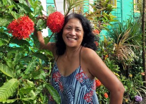 2015.3.31-Senima-in-her-Garden-Falefa-Upolu-Samoa   